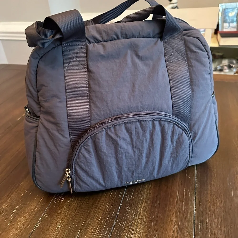 Isaac Mizrahi organizer bag